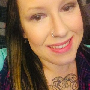 Meet your Posher, Katelyn